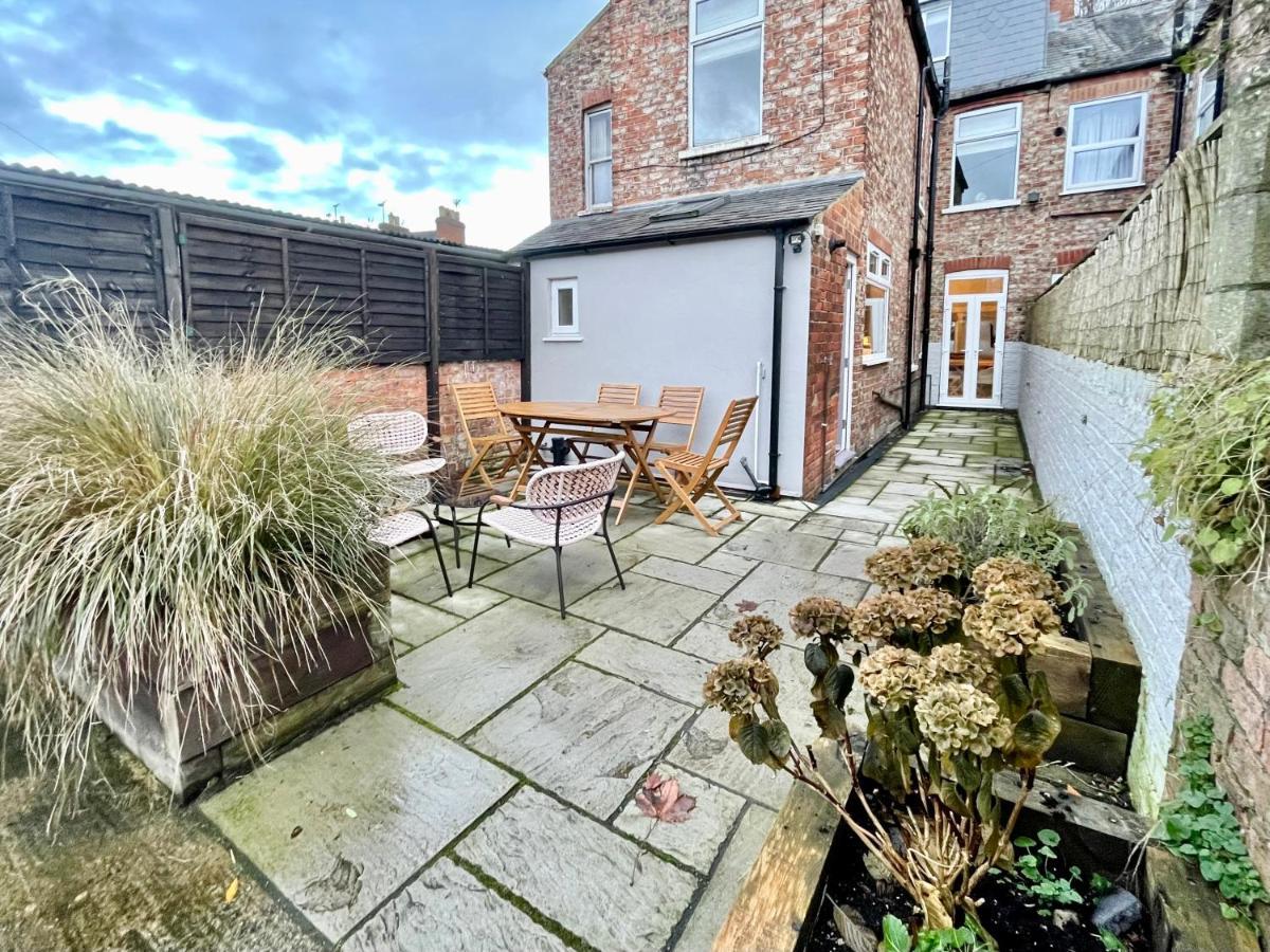 Villa Woodvale York Exterior foto